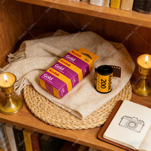 Original American <strong>Kodak</strong> <strong>Gold</strong> 200 Film, 36 Exposures, 135 Color Negative Film, No Paper Box Packaging. - Product Image 2