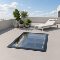 Fenêtre de toit à persiennes électriques pliantes de haute qualité avec design graphique en alliage d'aluminium pour accès au toit de cour ou de balcon