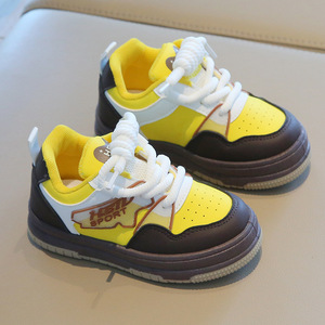 Chaussures Enfant en Gros : Baskets Classiques Confortables à Plateforme, Couleur Unie, pour le Basketball et le Quotidien - Product Image 4