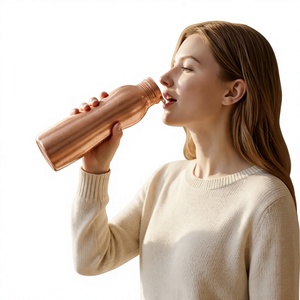Botella de Agua con Aislamiento al Vacío de Cobre, Doble Pared, Grabado Moderno, Ecológica, para Beber al Aire Libre y Senderismo - Product Image 1