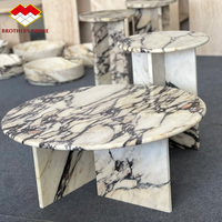 Table basse moderne en marbre blanc Calacatta Viola italien de luxe avec socle/banc de présentation pour salon