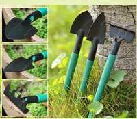 Juego de Herramientas de Jardinería de Plástico de Diez Piezas HYTD OEM Nuevo en Existencia con Pala, Rastrillo, Azada, Tijeras, Regadera - Herramientas de Jardín Multiusos