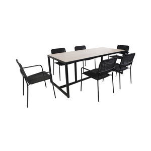 Ensemble de table et chaises de café rectangulaires en fer, résistantes à l'eau, durables et anti-UV, pour usage hôtelier - Product Image 1