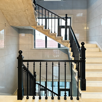 Garde-corps d'escalier en aluminium pour intérieur et extérieur, design de luxe léger, avec mèches métalliques, pour villa et appartement, vente en gros
