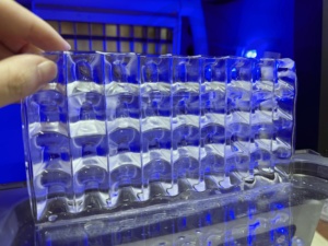 เครื่องทำน้ำแข็งก้อน BLG Commercial 40 กก. เหมาะสำหรับใช้ในบ้านและร้านอาหาร ใช้งานง่าย ทำความสะอาดง่าย กำลังขายดี - Product Image 2