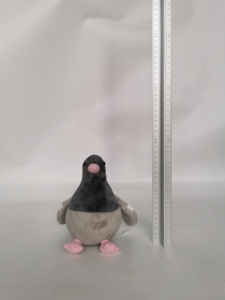 Nuevo Juguete Educativo Creativo - Paloma Regordeta Realista y Adorable, Relleno de Algodón PP, Función Antiestrés, Peluche Corto de 17 cm - Product Image 2