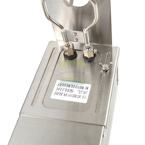 Dispositif <span class=keywords><strong>de</strong></span> fixation automatique en acier inoxydable pour porcelets - Chauffé électriquement pour une hémostase rapide - Product Image 5