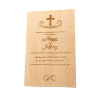 Carte d'invitation en bois de texte gravé, forme personnalisable, pour mariage
