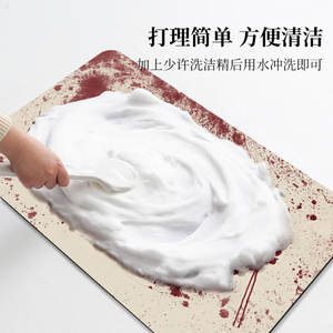 Alfombra de Baño Rectangular con Diseño Novedoso de Huella de Demonio de Sangre, Absorbente, de Cuero, para Uso Doméstico - Product Image 2