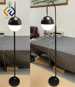 Lampe sur pied moderne en métal noir Super 8 Living Room Bedroom Hotel avec abat-jour en acrylique - Product Image 2