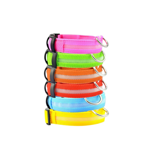 Üst satış gece güvenlik köpek tasma ayarlanabilir aydınlık Pet yaka kişiselleştirilmiş özel Logo Opp torba hayvan ilmek naylon yaka - Product Image 2