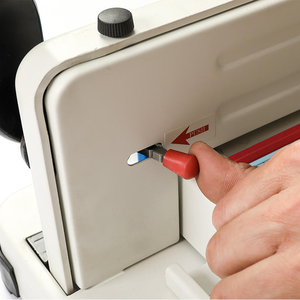 Machine de découpe manuelle de bureau <span class=keywords><strong>A4</strong></span> robuste, coupe-<span class=keywords><strong>papier</strong></span> personnalisé pour l'école et le bureau - Product Image 3
