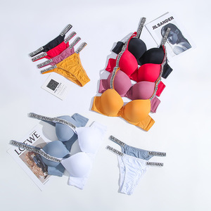 Set Pakaian Dalam Wanita Low Rise Thong Berhias Berlian Imitasi Warna Solid Seksi Set Bra Push-Up Wanita - Product Image 6