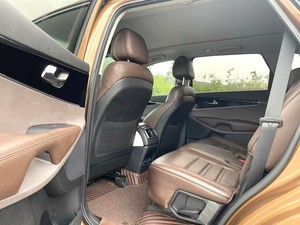 Autos Usados 2015 <span class=keywords><strong>2016</strong></span> 2017 Kia Sorento L 2.2T 4WD Elite 7 Plazas Diésel Turbo, Auto Barato con Transmisión Automática, Carros Usados y Económicos - Product Image 5
