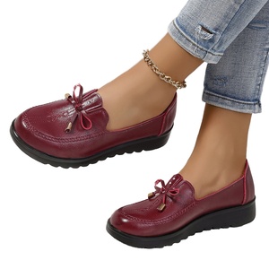 2024 Spring Autumn Women's Flats Non-slip <b>Soft</b>-soled Single <b>Shoes</b> with Bowknot for Middle-aged Elderly Mothers - Product Image 1