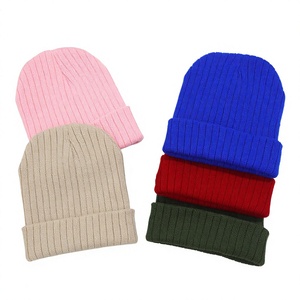 Trendy Korean Style Acrylic Heart Jacquard Knitted Breathable <b>Waterproof</b> Adjustable Button Simple Cute Fashionable <b>Beanie</b> - Product Image 5