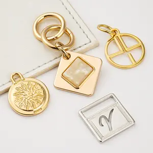 Customized Letters Round Tag Garment Bag Keyring Metal Label Diy Accessories Jewellery Charms Purse Bag Charms Tag for Bags