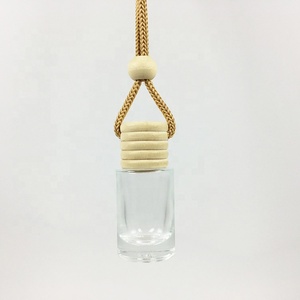 Hot Selling 8ml Round <strong>Skull</strong> Shape Hanging Diffuser Car Perfume <strong>Bottle</strong> Car Essential Oil <strong>Glass</strong> <strong>Bottle</strong> Car air Freshener <strong>Bottle</strong> - Product Image 3