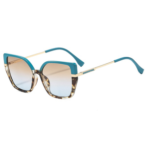 Occhiali da Sole di Lusso 2026 <span class=keywords><strong>per</strong></span> Donna e Uomo, Design Trendy Multicolore con Montatura Grande e <span class=keywords><strong>Gambe</strong></span> in Metallo, Lenti Trasparenti Decorative - Product Image 6