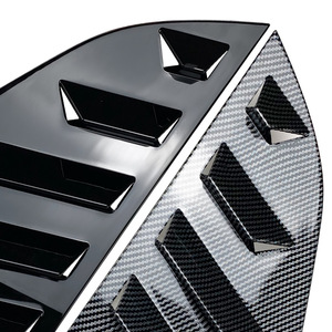 สติ๊กเกอร์ตกแต่งกระจกหลังแบบมีรูระบายอากาศสำหรับรถยนต์ Volkswagen Polo MK6 ปี 2018+ สีดำ Piano Black วัสดุ ABS แบบ Venetian Blinds สำหรับตกแต่งภายนอกรถยนต์ - Product Image 2