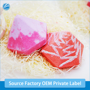 Bombes de bain OEM en gros, fabrication sous marque privée, lavables, formes mignonnes, 25 ans d'expérience, cadeaux en vrac, coffret cadeau sel et bicarbonate de soude - Product Image 2