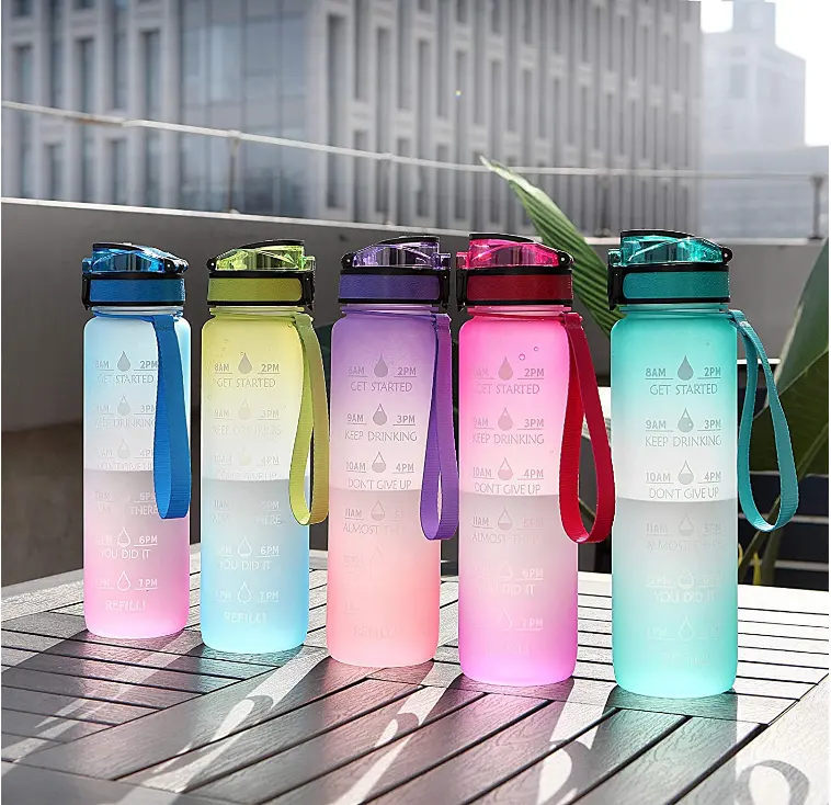 Bottiglie sportive in plastica per PC Tritan senza Bpa da 1L 2L personalizzate motivazionali con indicatore del tempo