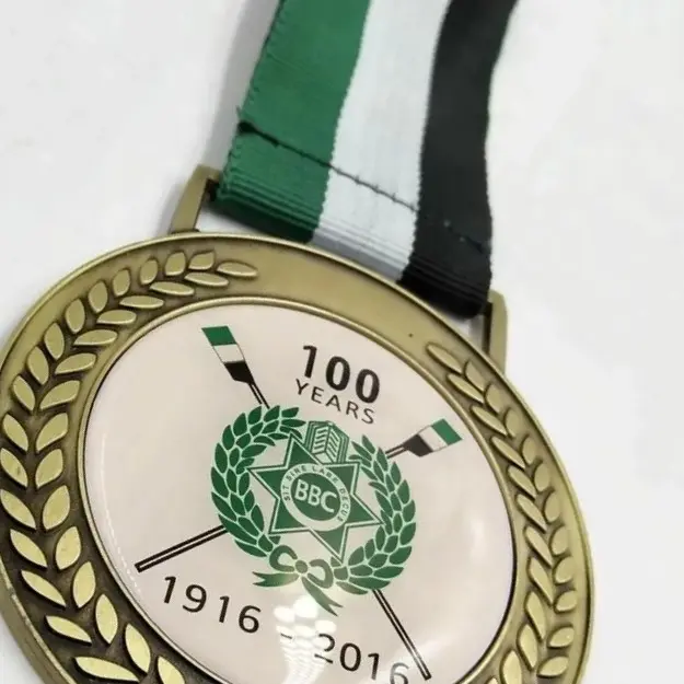 Médaille vierge de nom de laser unique en métal personnalisé gravé personnalisé avec le logo d'insertions d'autocollant d'impression