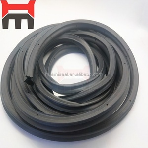 อะไหล่รถขุด PC200-8 ท่อข้อต่อระบายอากาศในห้องเครื่อง 6D107  6754-51-8210  6754-21-6170 - Product Image 4
