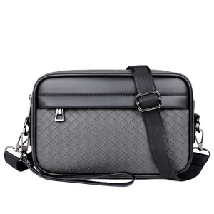 Sac Poitrine en Cuir PU de Haute Qualité Personnalisé, Sacs Bandoulière Croisés Tissés pour Hommes, Sac PU de Haute Qualité Tendance - Product Image 4