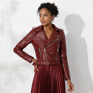 Manteau en similicuir bordeaux à revers et ceinture pour femme, fermeture éclair asymétrique, manches longues, vêtement d'extérieur d'hiver, chic et vintage - Product Image 3