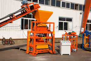 Machine à fabriquer des blocs creux QTJ4-35, machine à fabriquer des blocs creux, machines à fabriquer des blocs creux pour les petites entreprises - Product Image 6