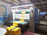Machine à compacter tubulaire pour tissus tricotés tubulaires