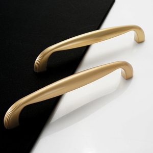 มือจับตู้โลหะผสมสังกะสีสีบรอนซ์แชมเปญหรูหราน้ำหนักเบาลูกบิดดึงบาร์ร่วมสมัยสำหรับมือจับตู้เสื้อผ้าตู้เสื้อผ้า - Product Image 3