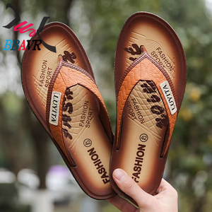 รองเท้าแตะหนังผู้ชายสำหรับใส่ชายหาดฤดูร้อน ราคาพิเศษ - Product Image 2