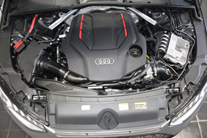 Audi <span class=keywords><strong>S4</strong></span> Usata Berlina Design Moderno Trasmissione Automatica Basso Chilometraggio Trasporto Familiare Qualità Affidabile <span class=keywords><strong>Auto</strong></span> Usate - Product Image 4