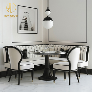 ชุดเฟอร์นิเจอร์ร้านกาแฟ โซฟาโค้งครึ่งวงกลมสีขาว พร้อมโต๊ะและเก้าอี้สำหรับร้านอาหารและคาเฟ่ - Product Image 1