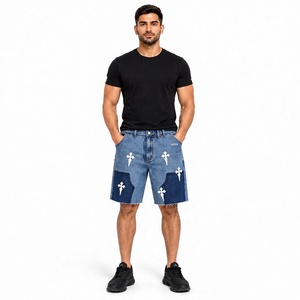 Shorts en jean patchwork pour homme, bleu délavé avec appliques croix blanches, taille mi-haute, style décontracté d'été - Product Image 1