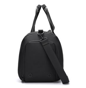 Wholesale Custom Large Capacity Portable Luggage <b>Bag</b> Waterproof PU <b>Leather</b> Gym <b>Duffle</b> Weekender Travel Sports <b>Bag</b> Zipper - Product Image 3