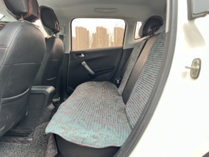 Dongfeng <span class=keywords><strong>Peugeot</strong></span> <span class=keywords><strong>2008</strong></span> Modèle SUV 5 places d'<span class=keywords><strong>occasion</strong></span> Transmission <span class=keywords><strong>automatique</strong></span> <span class=keywords><strong>Essence</strong></span> Voiture chinoise de haute qualité Voitures d'<span class=keywords><strong>occasion</strong></span> - Product Image 5