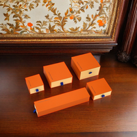 Boîtes à bijoux de luxe en carton orange personnalisées pour alliances et bracelets - Emballage moderne, logo personnalisé, taille personnalisée, OEM