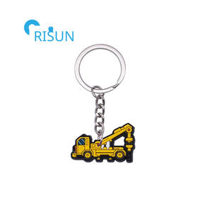 Fabrication de pelleteuses en PVC souple Porte-clés pour voitures et bus Porte-clés avec logo personnalisé Chapeau à colle souple en PVC Porte-clés pour pelle Porte-clés porte-clés Llavero - Product Image 3