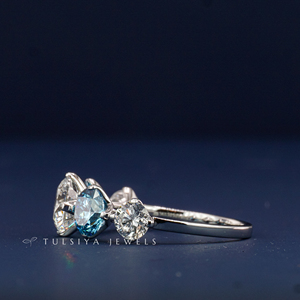 Anillo de Diamantes Sintéticos de Oro de 14K para Mujer, Anillo de Compromiso de Diamantes Creados en Laboratorio de Lujo con Detalles Laterales de Diamantes, Joyería Fina para Regalo - Product Image 2