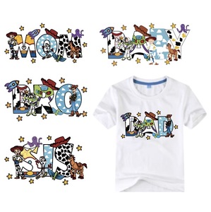 Transferts thermiques en plastisol personnalisés pour t-shirts, autocollants, logos, designs de famille, prêts à être pressés, <span class=keywords><strong>film</strong></span> PET DTF, étiquettes, vente en gros - Product Image 1