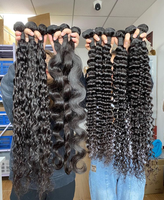 Lots de Cheveux Ondulés Profonds avec Closure, Cheveux Humains Vierges Remy Chinois, Fournisseur, 3 Lots avec Closure, Raie au Milieu