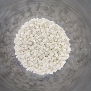 펑크방지 폴리프로필렌 (PP) 및 나일론 (PA) 을 위한 난연성 마스터배치 생산 - Product Image 2