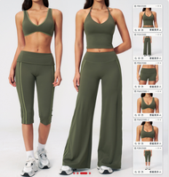 Ensemble de sport et fitness pour femme : Débardeur dos nu à col halter et pantalon long à jambes larges avec surpiqûres, idéal pour la course et le yoga