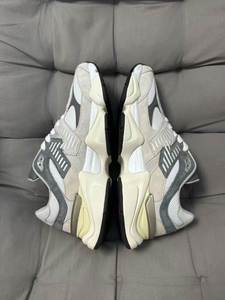 9060 Designer Customized Luxury Outdoor Sports Shoes Casual Retro Anti-Slip Cushioning Running Shoes All Seasons Fashion Trend - Product Image 3