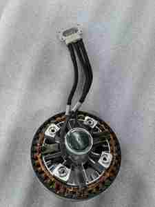 Motor de Potencia Metálico T100 15516 60KV Nuevo para Reparación de Drones Agrícolas - Product Image 3