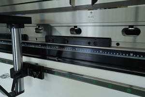 <span class=keywords><strong>Plieuse</strong></span> CNC 100t*3200 de Fournisseurs Chinois, Équipement High-Tech pour le Pliage de Tôles - Product Image 4