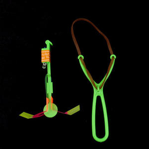Venta caliente LED Light up Elastic Powered Amazing Slingshot Rubber Band Flying Helicóptero - Product Image 4